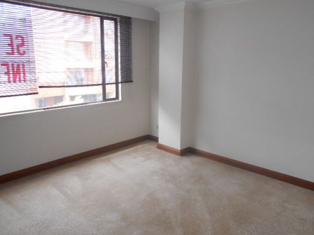 Apartamento de 3 alcobas en venta en Santa Barbara, Bogotá, 180 m² · foto 15 de 20