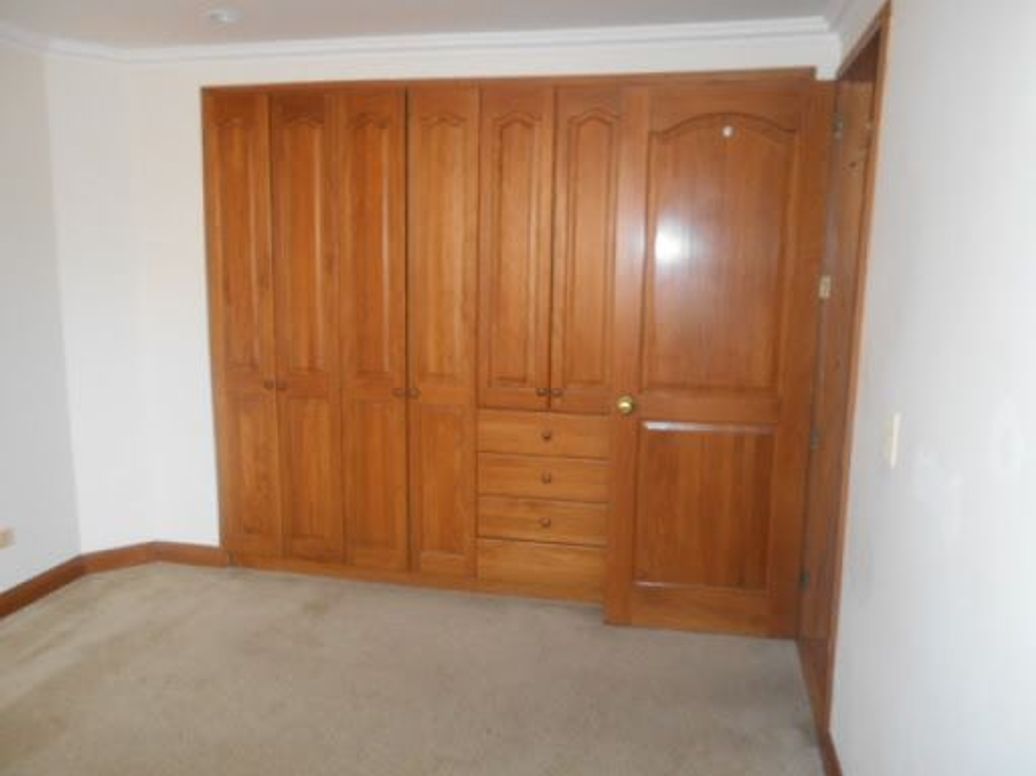 Apartamento de 3 alcobas en venta en Santa Barbara, Bogotá, 180 m² · foto 18 de 20