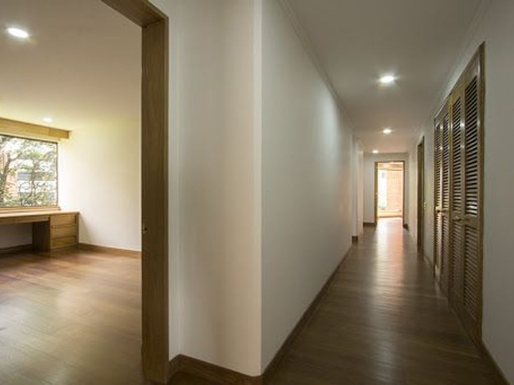Apartamento de 4 alcobas en venta en Usaquén, Bogotá, 342 m² · foto 20 de 20