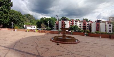 Codigo 886. APARTAMENTO EN VENTA – SANTA MARÍA DE CAÑAVERALDESCUBRE TU NUEVO HOGAR EN UNO DE LOS SECTORES MÁS TRANQUILOS Y VALORIZADOS DE FLORIDABLANCA. ESTE HERMOSO APARTAMENTO DE 87 M² OFRECE:3 HABITACIONES AMPLIAS Y BIEN ILUMINADAS 2 BAÑOS MODERNOS Y FUNCIONALES VISTA EXTERNA QUE BRINDA LUZ NATURAL Y UNA SENSACIÓN DE AMPLITUD UBICADO EN SANTA MARÍA DE CAÑAVERAL, CERCA DE COLEGIOS, SUPERMERCADOS Y VÍAS PRINCIPALESIDEAL PARA FAMILIAS QUE BUSCAN COMODIDAD, UBICACIÓN Y CALIDAD DE VIDA.