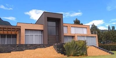 Excelente lote en conjunto residencial, cerca  a hospitales, iglesias. Cómodas vías de acceso