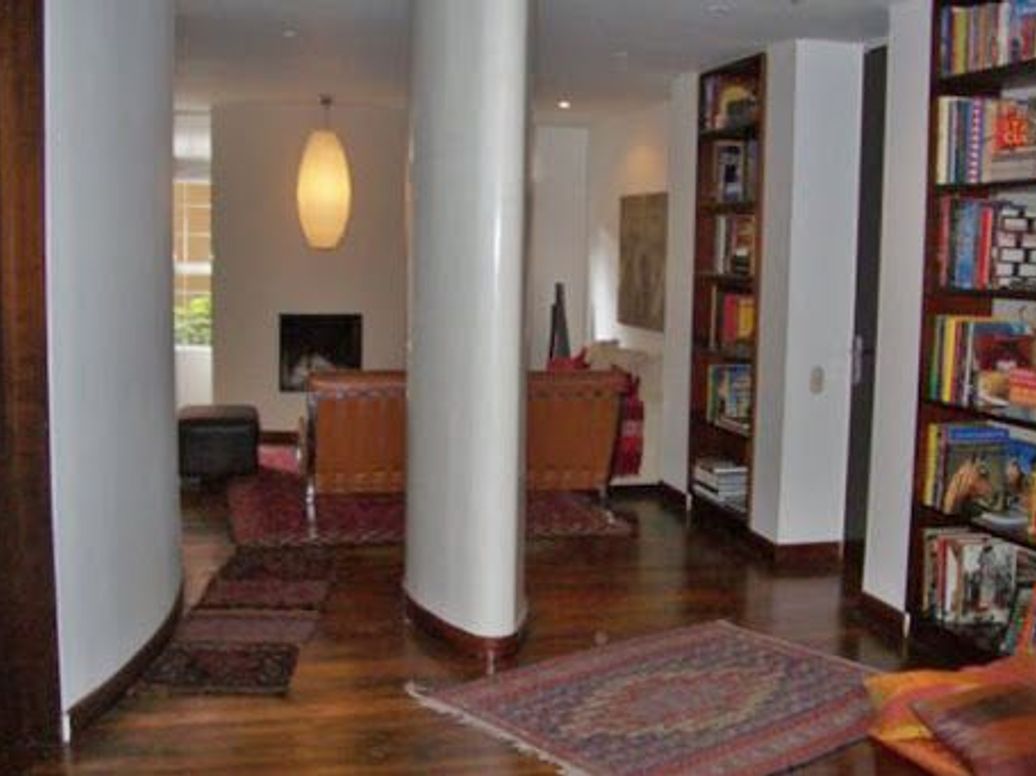Apartamento de 1 alcoba en venta en Los Rosales, Bogotá, 133 m² · foto 8 de 20