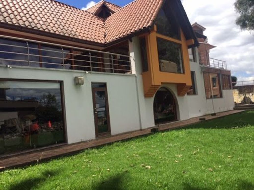 Casa de 5 alcobas en venta en Bosque De Pinos, Bogotá, 920 m² · foto 15 de 20