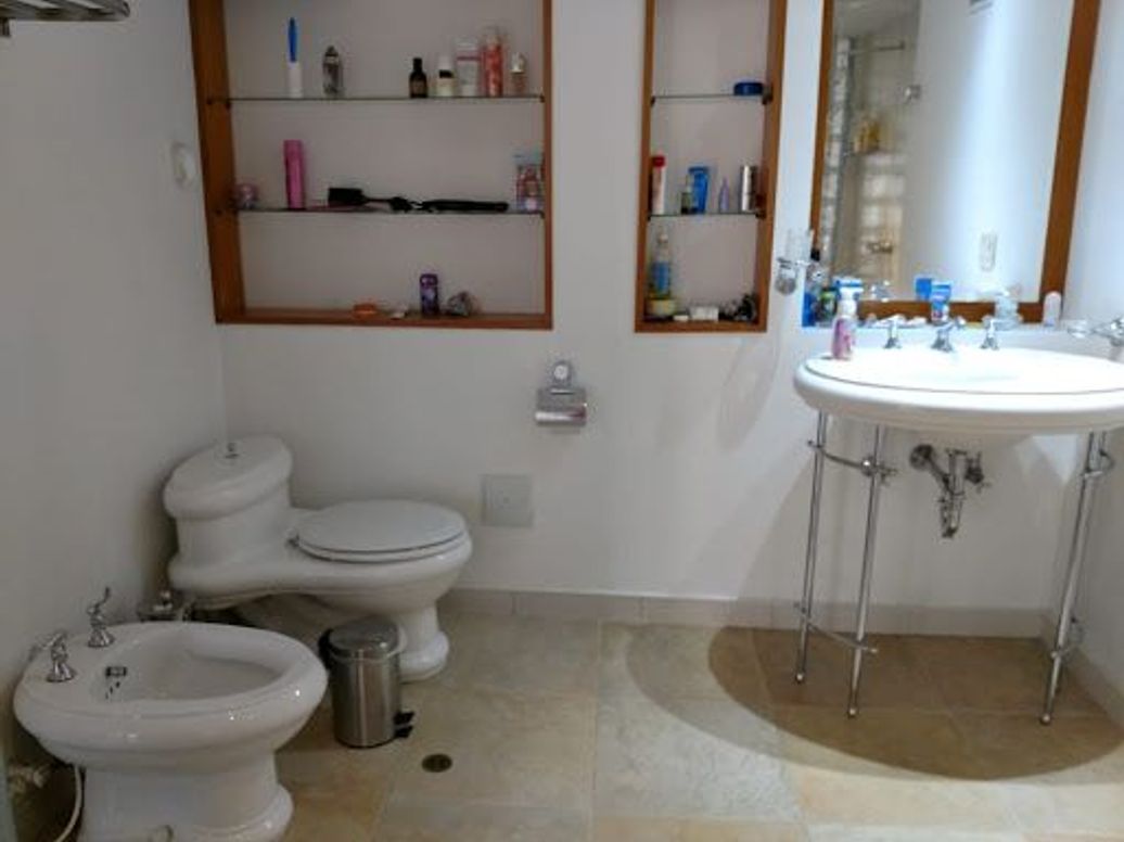 Apartamento de 1 alcoba en venta en Los Rosales, Bogotá, 132 m² · foto 8 de 13
