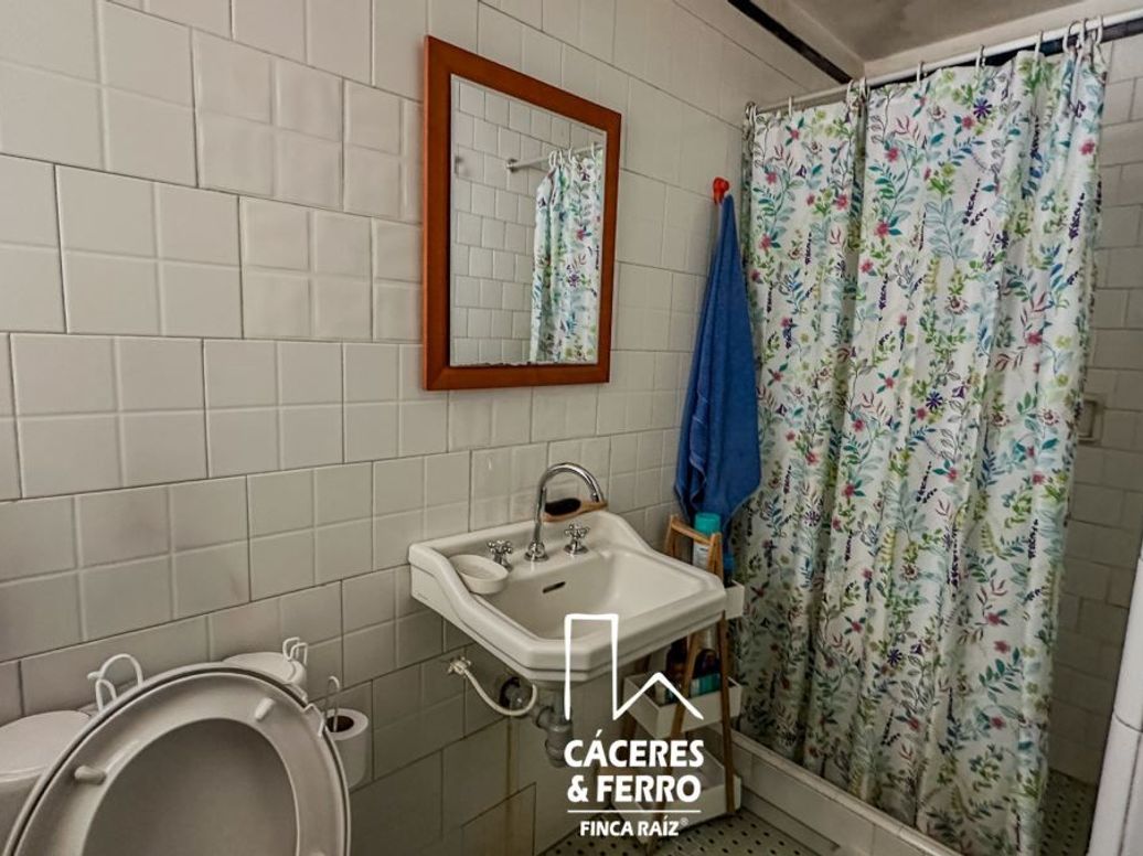 Casa de 6 alcobas en venta en La Soledad, Bogotá, 529 m² · foto 11 de 18