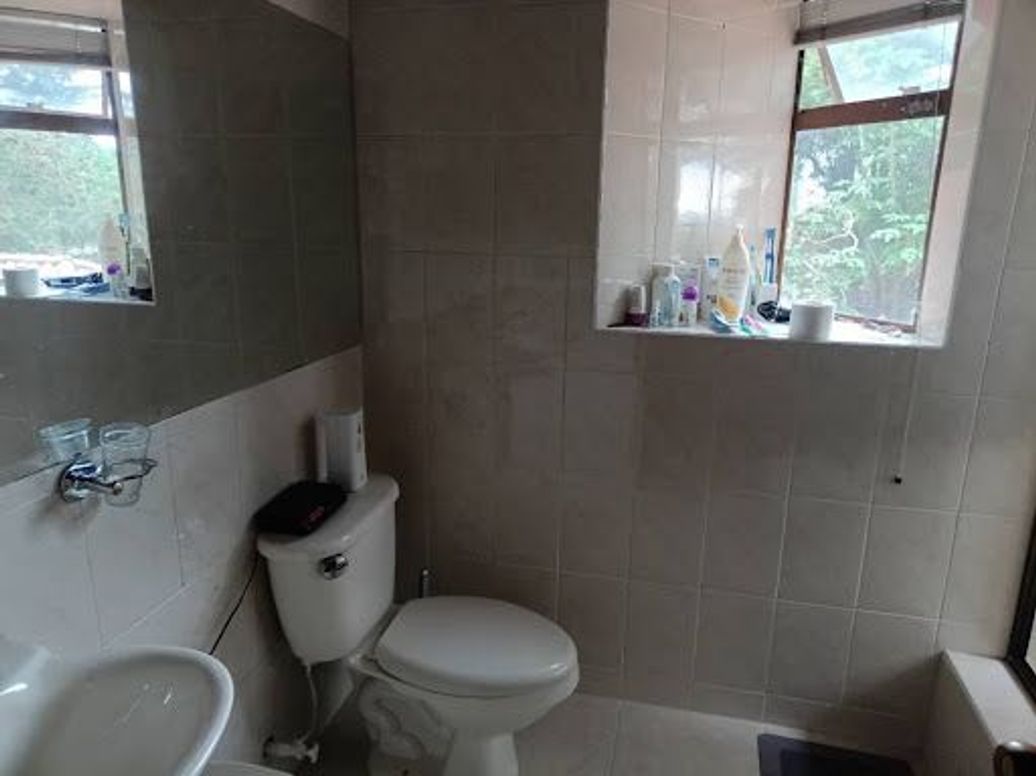 Casa de 4 alcobas en venta en Casa Blanca Suba, Bogotá, 1449 m² · foto 13 de 20