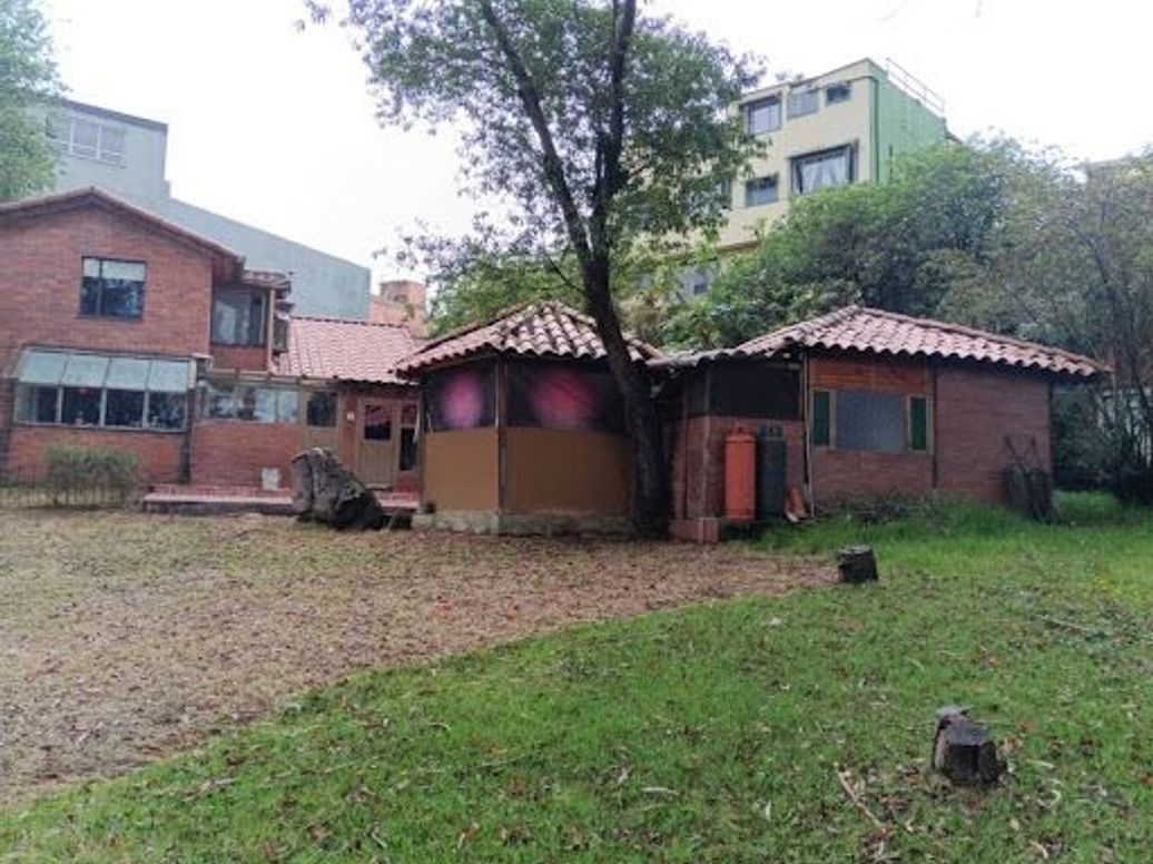 Casa de 4 alcobas en venta en Casa Blanca Suba, Bogotá, 1449 m² · foto 17 de 20