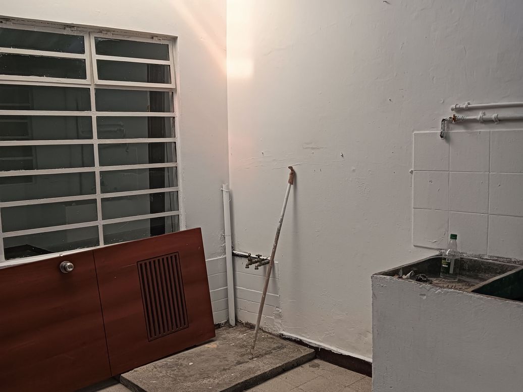 Casa de 6 alcobas en venta en Bellavista Occidental, Bogotá, 257 m² · foto 18 de 20