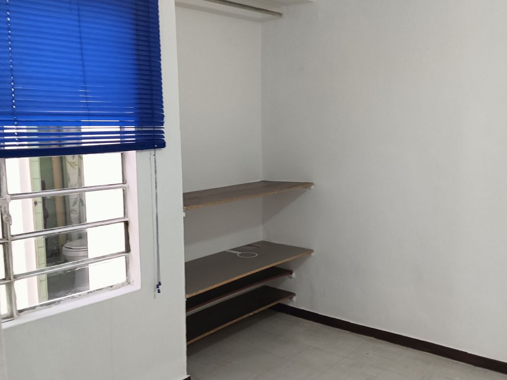Casa de 6 alcobas en venta en Bellavista Occidental, Bogotá, 257 m² · foto 14 de 20