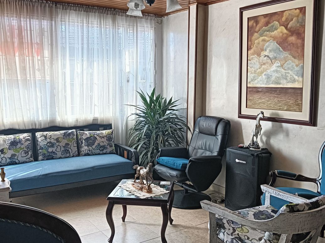 Casa de 6 alcobas en venta en Bellavista Occidental, Bogotá, 257 m² · foto 10 de 20
