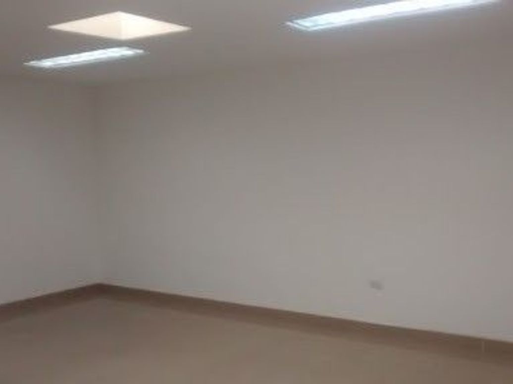 Casa de 4 alcobas en venta en Alhambra, Bogotá, 345 m² · foto 3 de 14