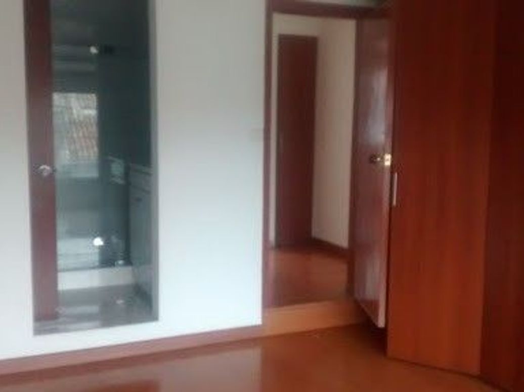 Casa de 4 alcobas en venta en Alhambra, Bogotá, 345 m² · foto 7 de 14