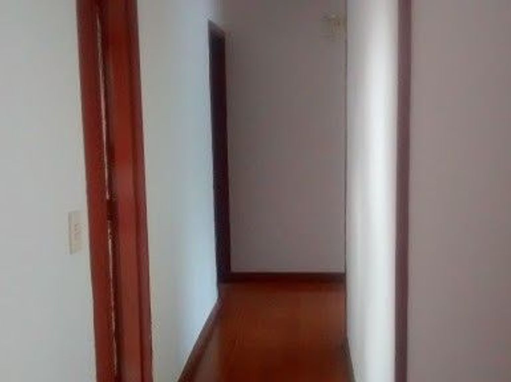 Casa de 4 alcobas en venta en Alhambra, Bogotá, 345 m² · foto 11 de 14