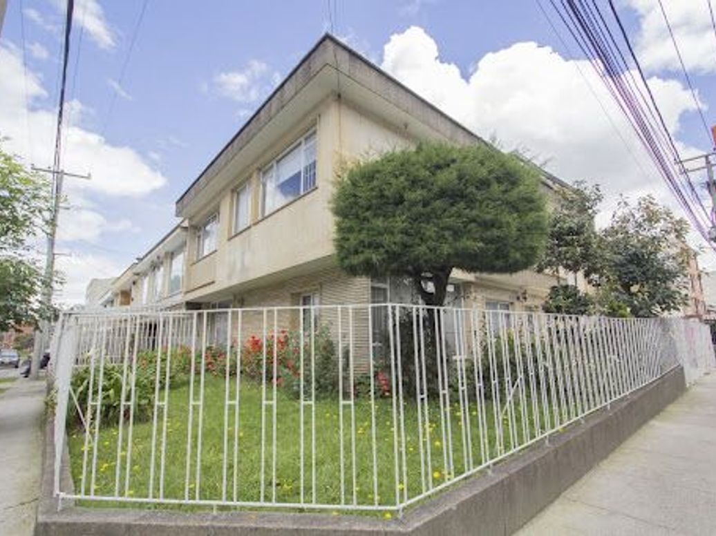 Casa de 4 alcobas en venta en Nicolas De Federman, Bogotá, 283 m² · foto 15 de 17