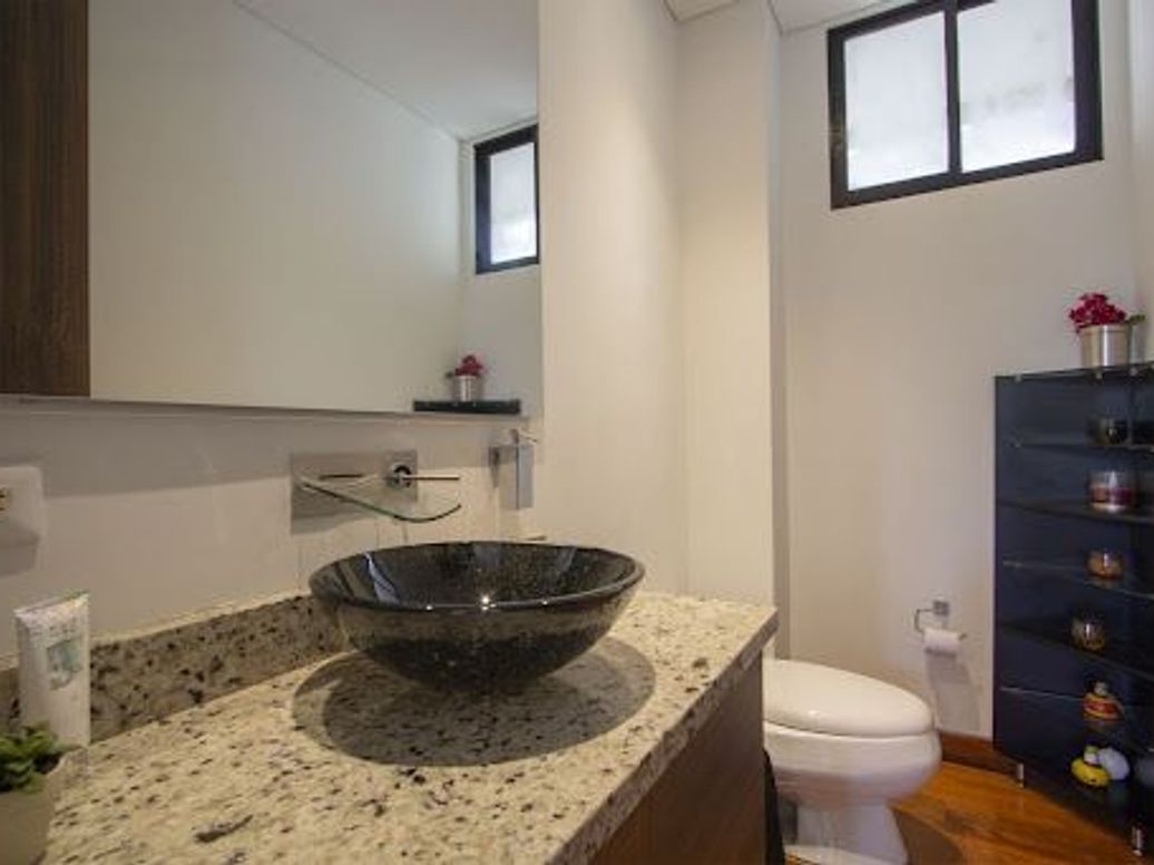 Casa de 4 alcobas en venta en Provenza, Bogotá, 395 m² · foto 9 de 20