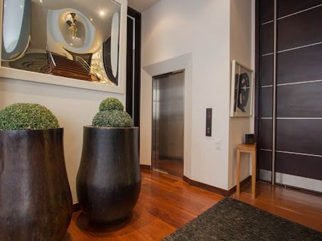 Casa de 3 alcobas en venta en Los Rosales, Bogotá, 479 m² · foto 12 de 20