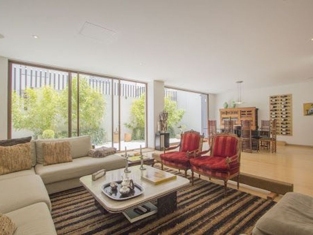 Casa de 3 alcobas en venta en El Nogal, Bogotá, 500 m² · foto 2 de 20