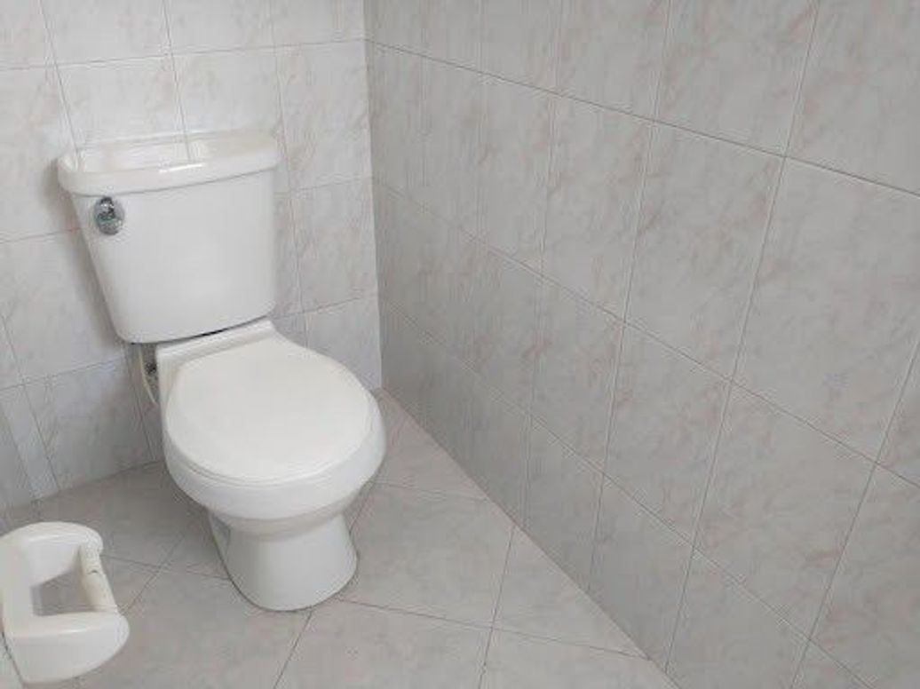 Casa de 11 alcobas en venta en Polo Club, Bogotá, 340 m² · foto 20 de 20
