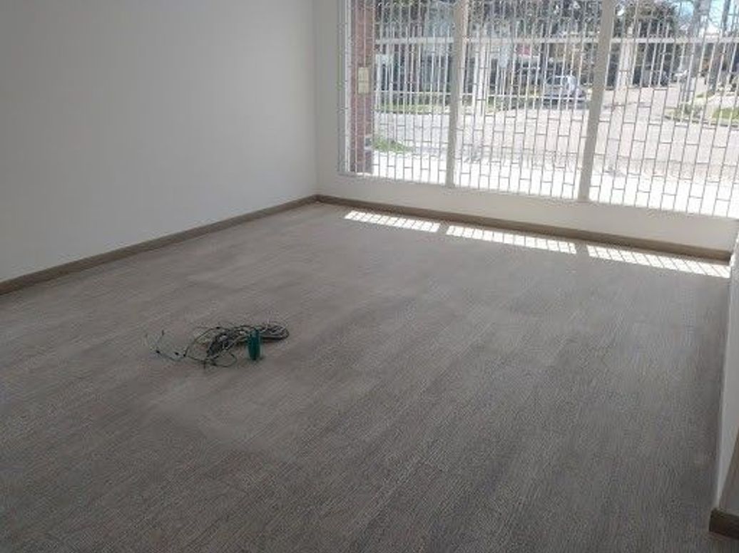 Casa de 11 alcobas en venta en Polo Club, Bogotá, 340 m² · foto 12 de 20