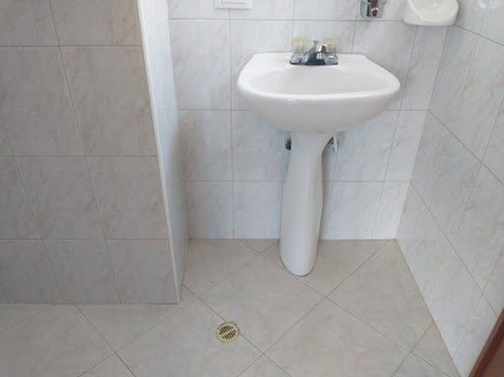 Casa de 11 alcobas en venta en Polo Club, Bogotá, 340 m² · foto 19 de 20