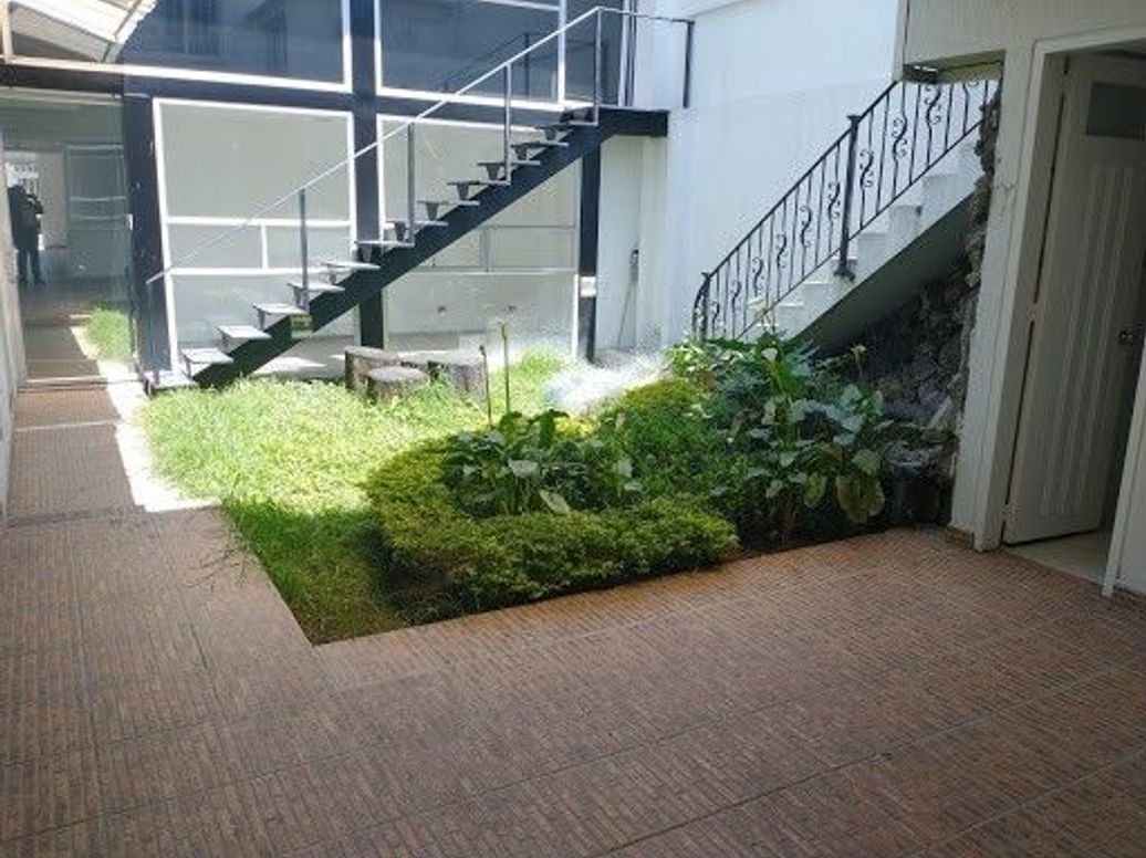 Casa de 11 alcobas en venta en Polo Club, Bogotá, 340 m² · foto 7 de 20