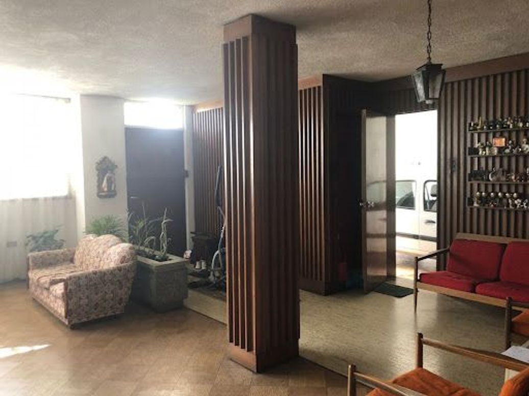 Casa de 5 alcobas en venta en La Castellana, Bogotá, 297 m² · foto 16 de 20