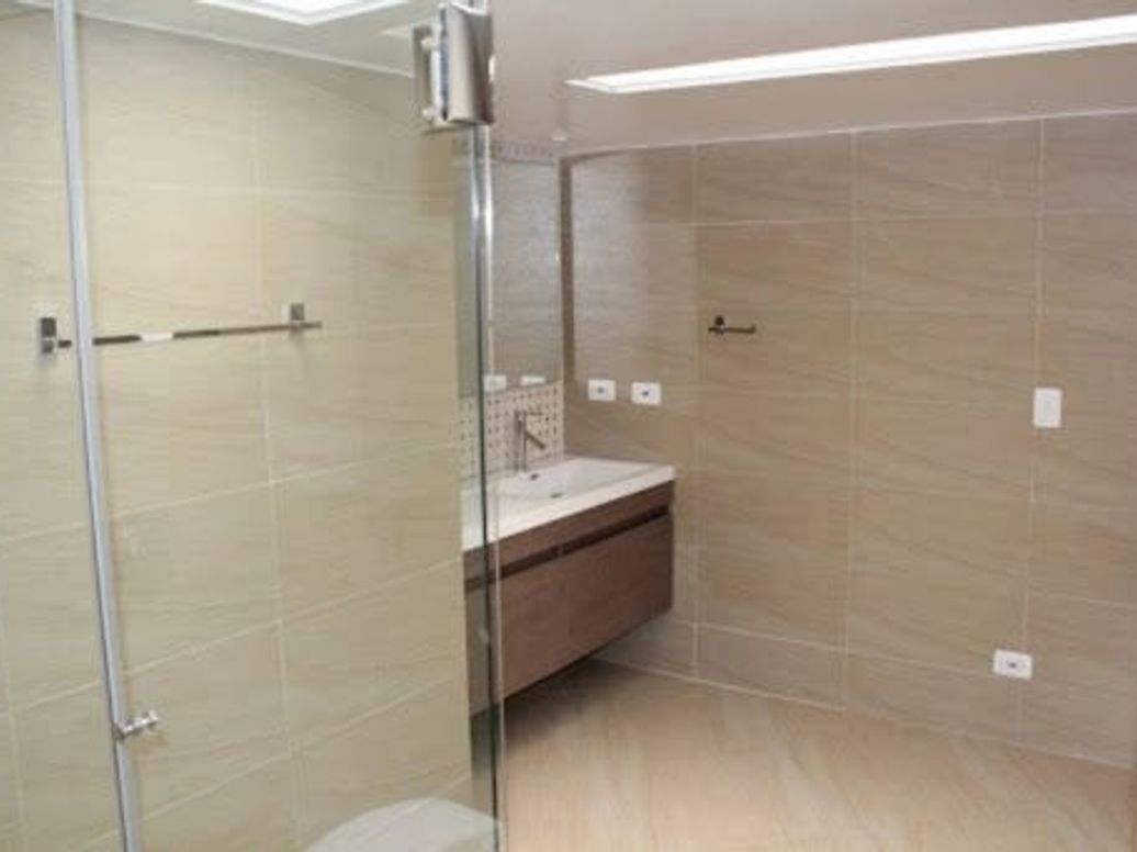 Casa de 3 alcobas en venta en Santa Ana Occidental, Bogotá, 550 m² · foto 6 de 13