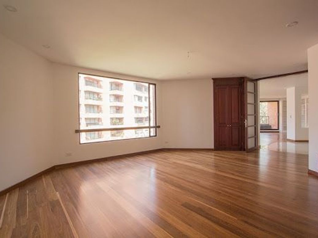 Apartamento de 3 alcobas en venta en La Cabrera, Bogotá, 304 m² · foto 8 de 20