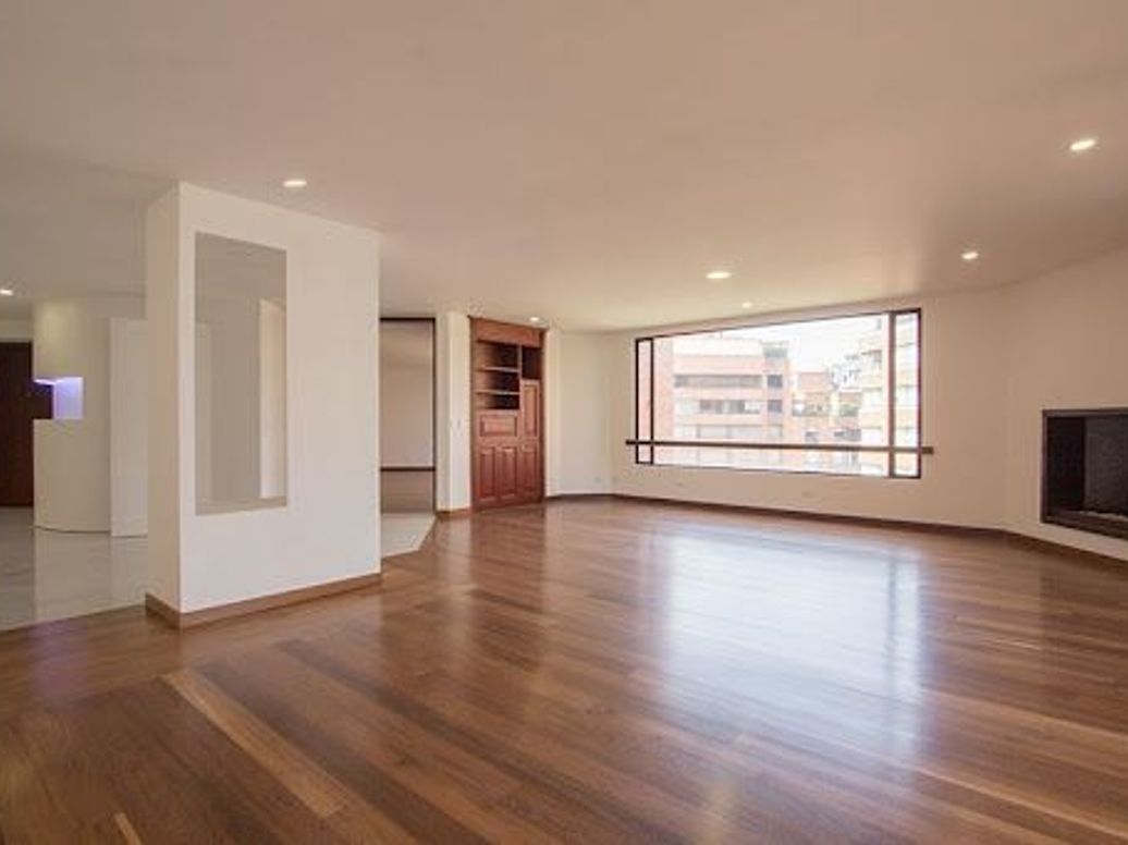 Apartamento de 3 alcobas en venta en La Cabrera, Bogotá, 304 m² · foto 6 de 20