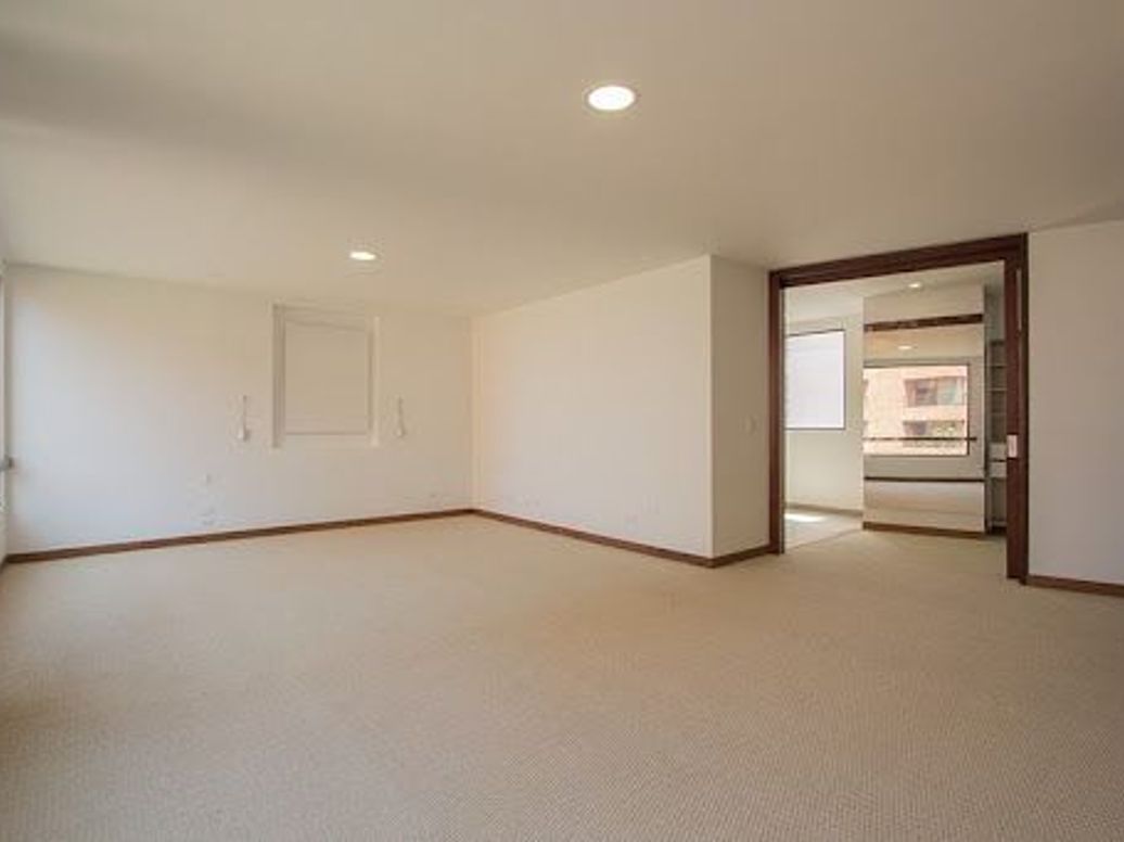 Apartamento de 3 alcobas en venta en La Cabrera, Bogotá, 304 m² · foto 14 de 20