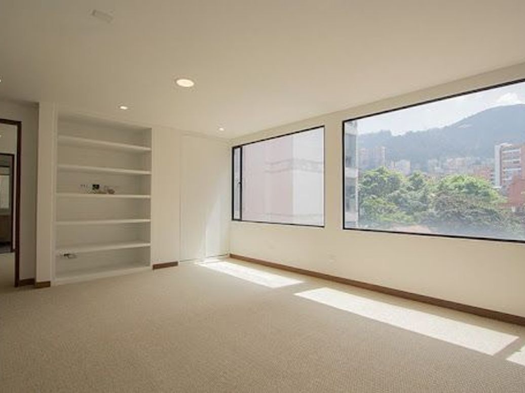 Apartamento de 3 alcobas en venta en La Cabrera, Bogotá, 304 m² · foto 20 de 20