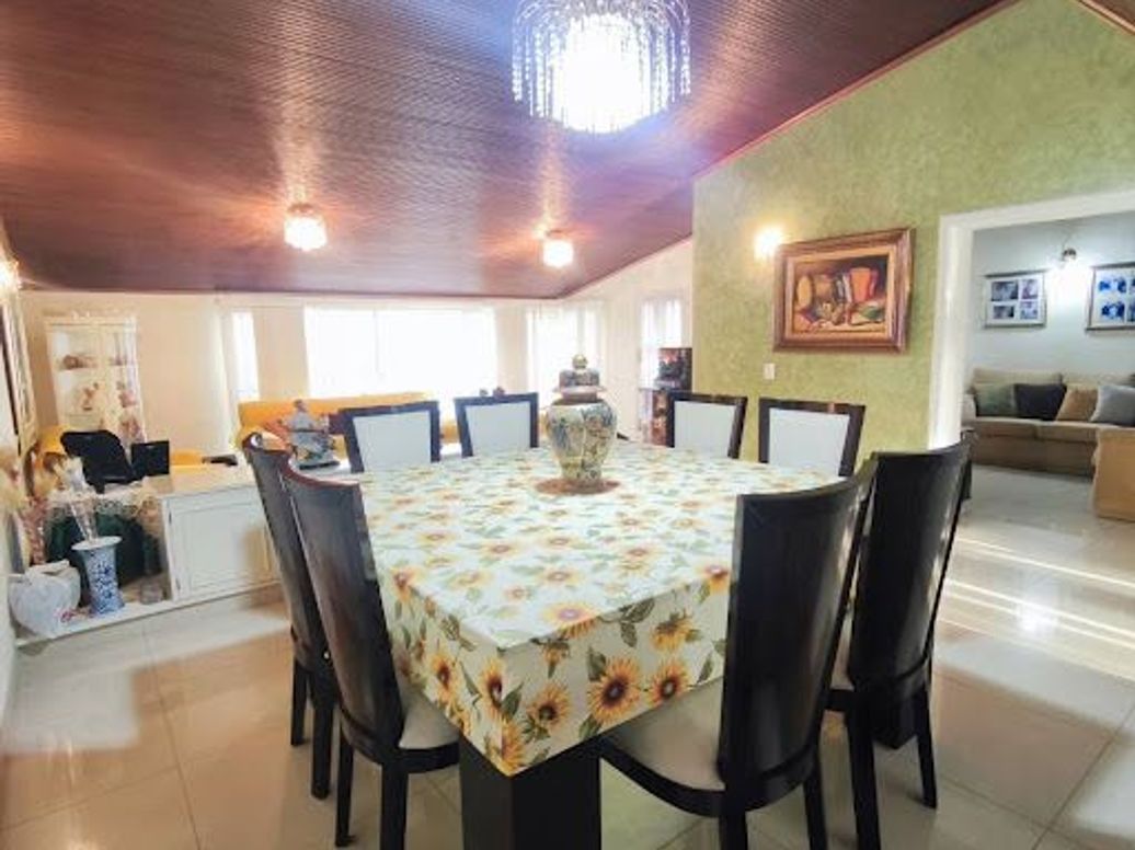 Casa de 3 alcobas en venta en Malibu, Bogotá, 280 m² · foto 3 de 19