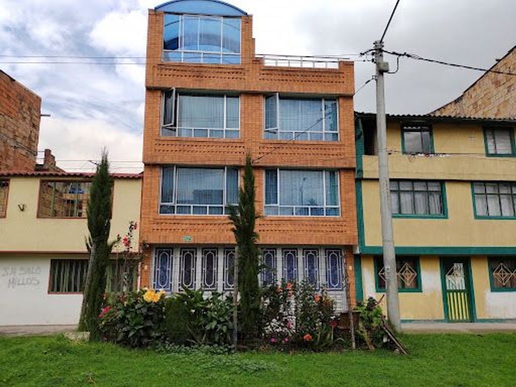 Casa de 4 alcobas en venta en Florida Blanca, Bogotá, 168 m² · foto 3 de 20