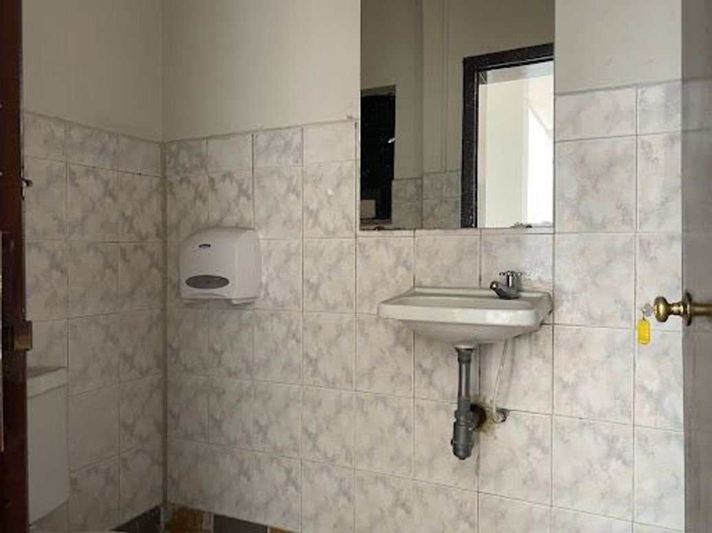 Casa de 6 alcobas en venta en Quinta Camacho, Bogotá, 734 m² · foto 12 de 20