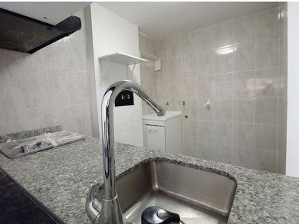 Apartaestudio en venta en Lago Gaitan, Bogotá, 47 m² · foto 12 de 13