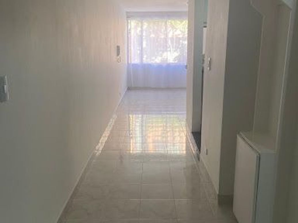 Apartaestudio en venta en Lago Gaitan, Bogotá, 47 m² · foto 10 de 13