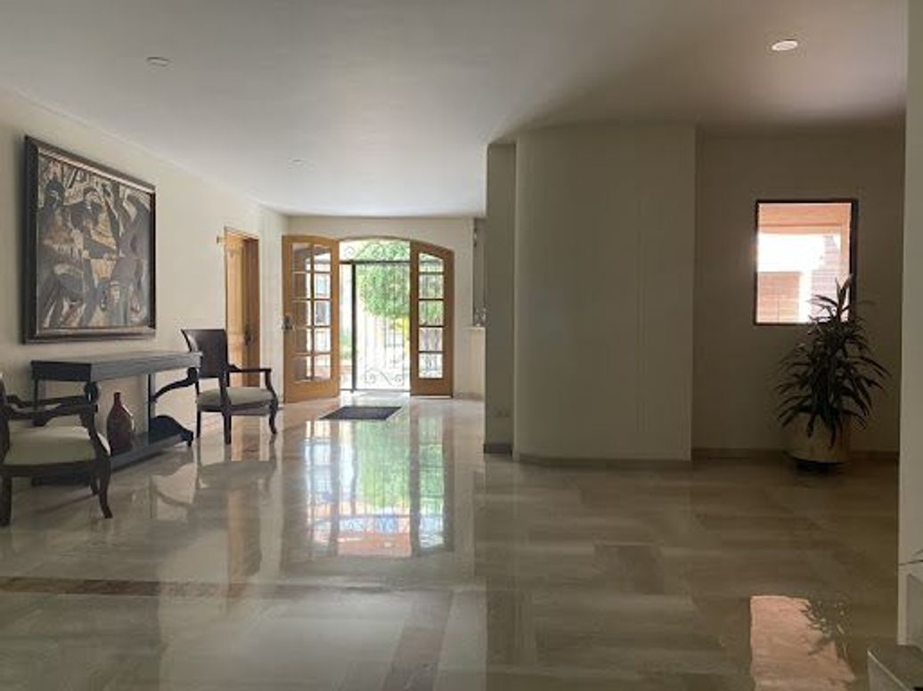 Apartamento de 3 alcobas en venta en Santa Barbara Occidental, Bogotá, 188 m² · foto 20 de 20