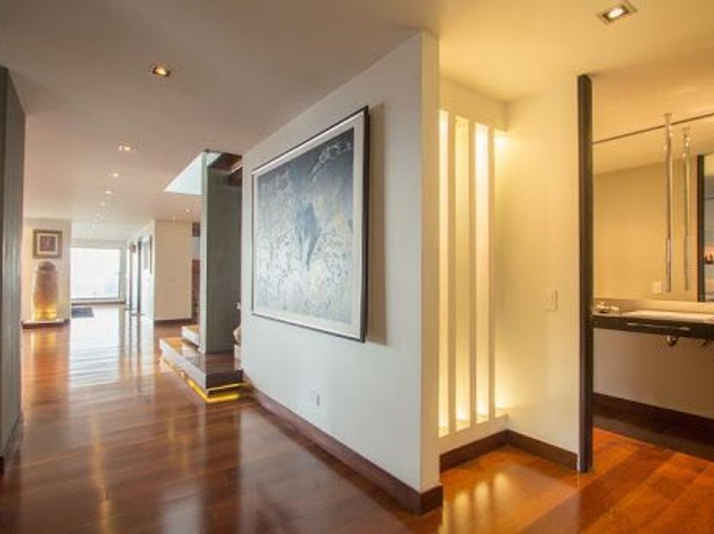 Apartamento de 4 alcobas en venta en Chicó Alto, Bogotá, 450 m² · foto 11 de 20