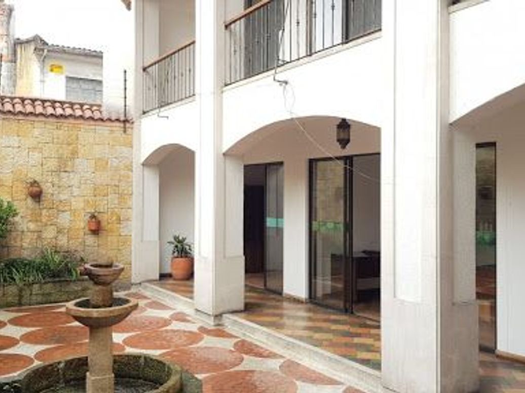 Casa de 11 alcobas en venta en Teusaquillo, Bogotá, 452 m² · foto 13 de 20