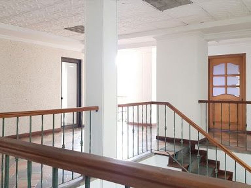 Casa de 11 alcobas en venta en Teusaquillo, Bogotá, 452 m² · foto 17 de 20