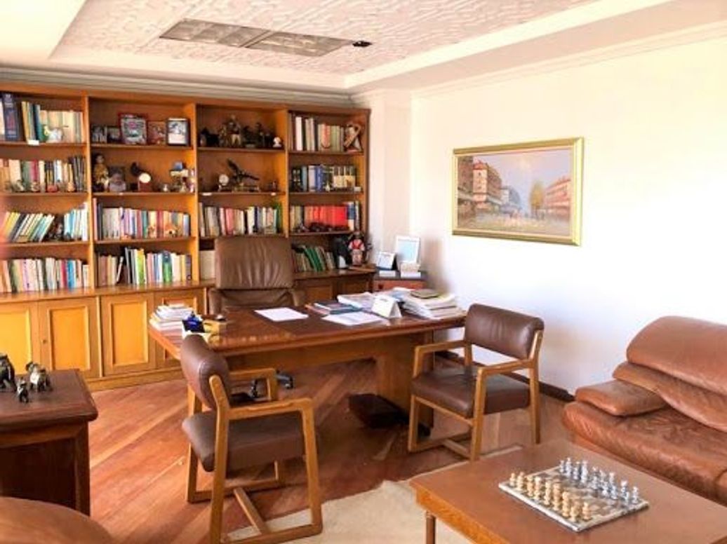 Casa de 11 alcobas en venta en Teusaquillo, Bogotá, 452 m² · foto 19 de 20