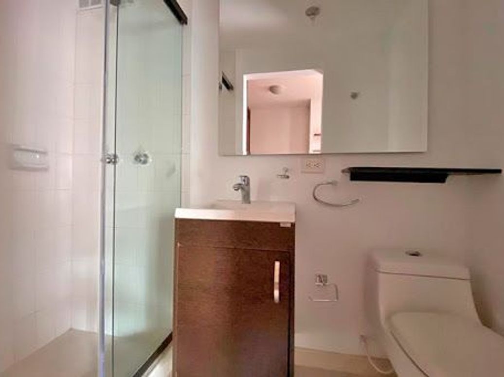 Apartamento de 3 alcobas en venta en Chicó Norte, Bogotá, 170 m² · foto 11 de 12