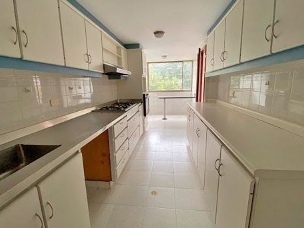 Apartamento de 3 alcobas en venta en Chicó Norte, Bogotá, 170 m² · foto 7 de 12
