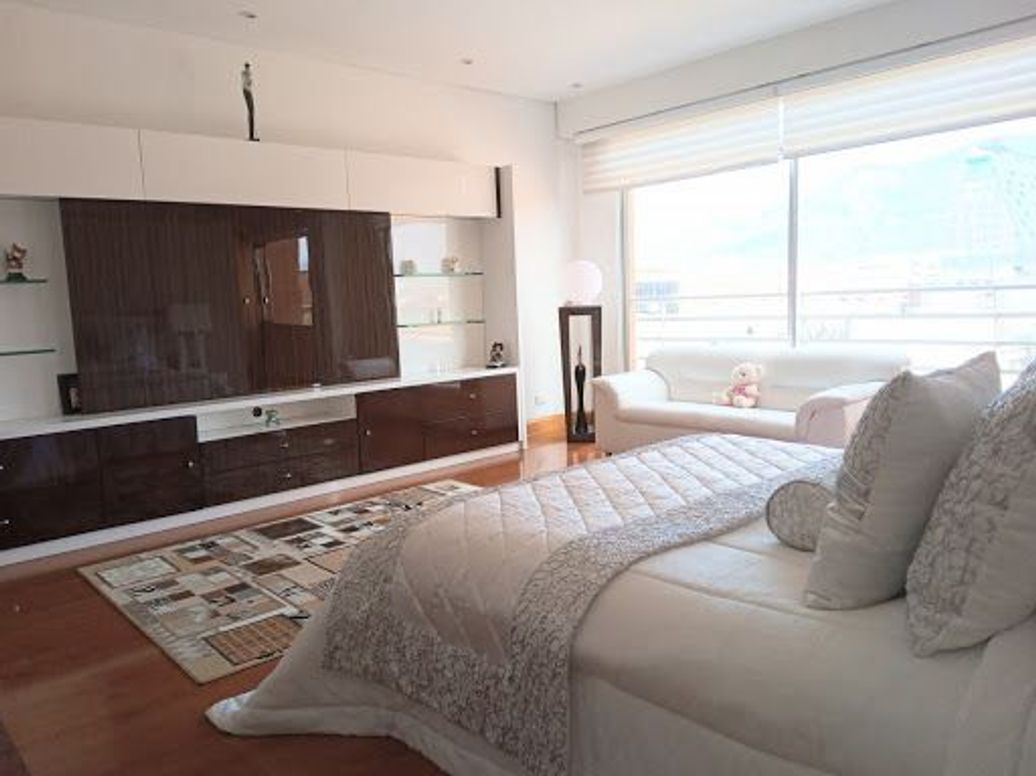 Apartamento de 4 alcobas en venta en Chicó Norte, Bogotá, 407 m² · foto 19 de 20