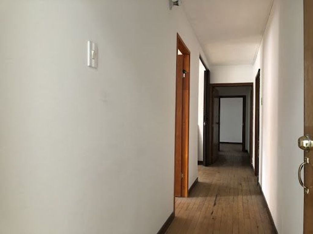 Casa de 3 alcobas en venta en Santa Bibiana, Bogotá, 323 m² · foto 14 de 20
