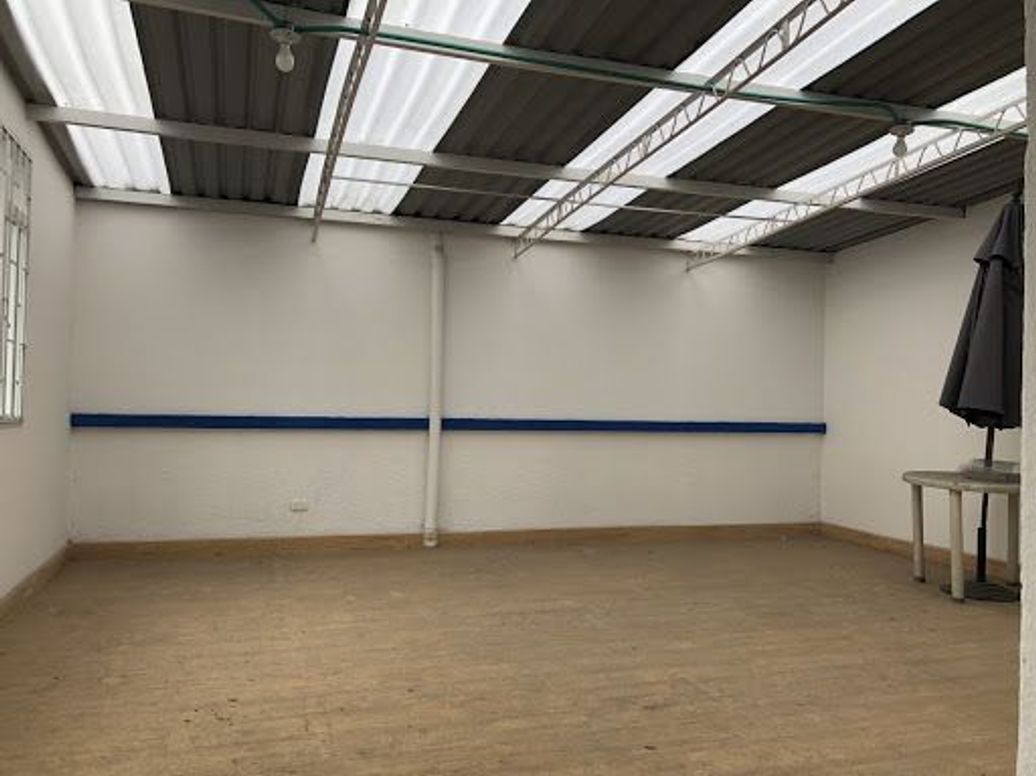 Casa de 3 alcobas en venta en Santa Bibiana, Bogotá, 323 m² · foto 16 de 20