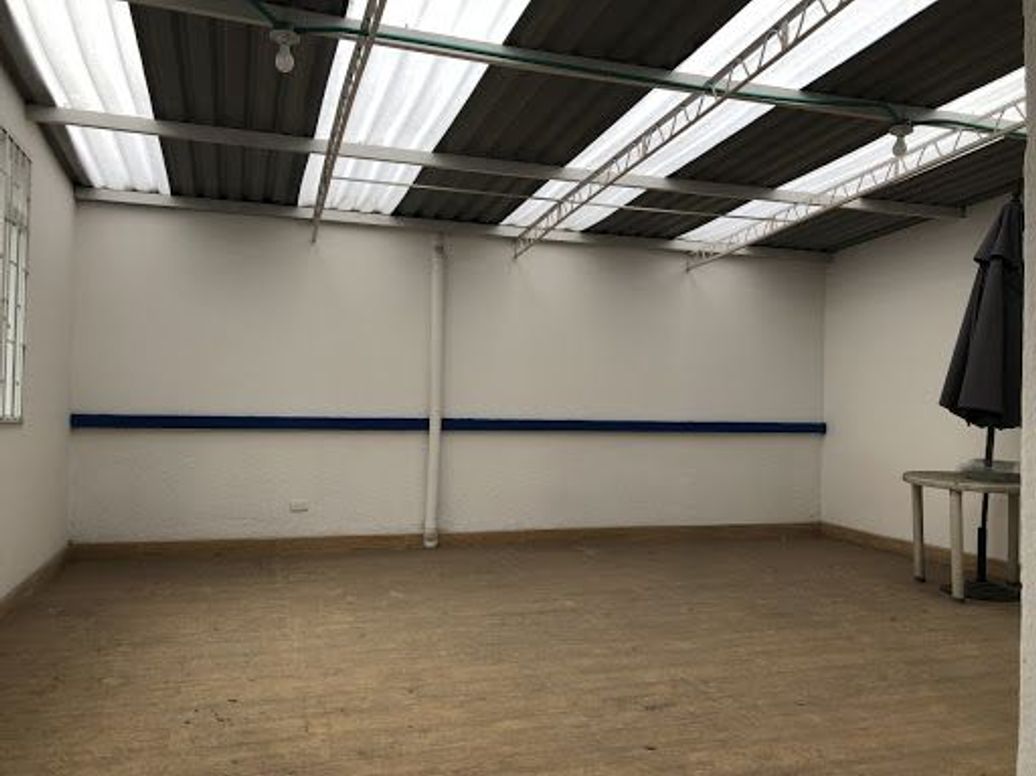 Casa de 3 alcobas en venta en Santa Bibiana, Bogotá, 323 m² · foto 15 de 20