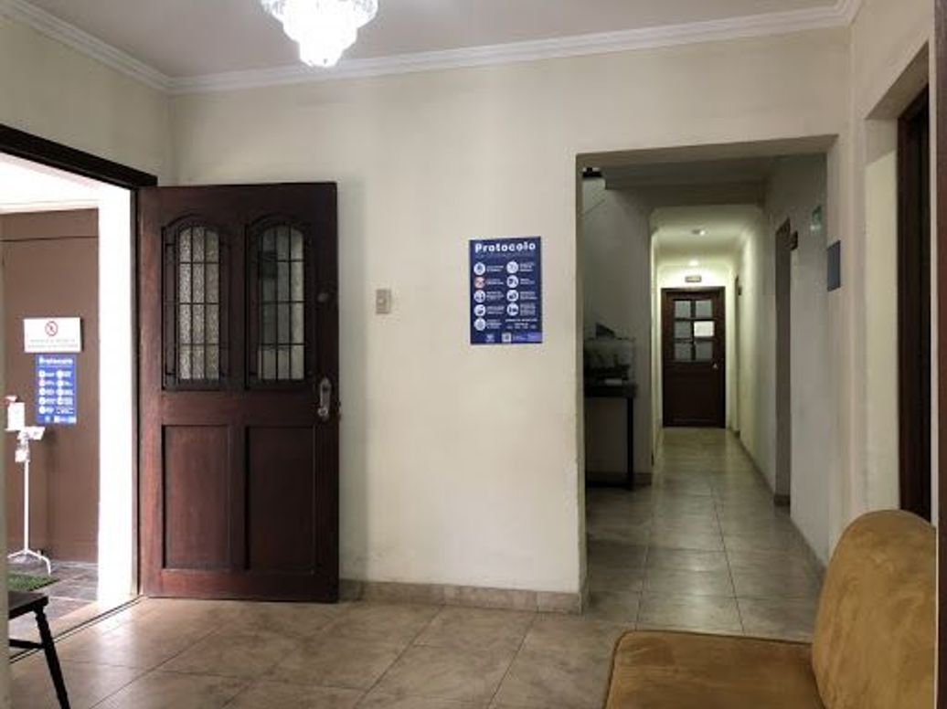 Casa de 7 alcobas en venta en Teusaquillo, Bogotá, 565 m² · foto 3 de 17