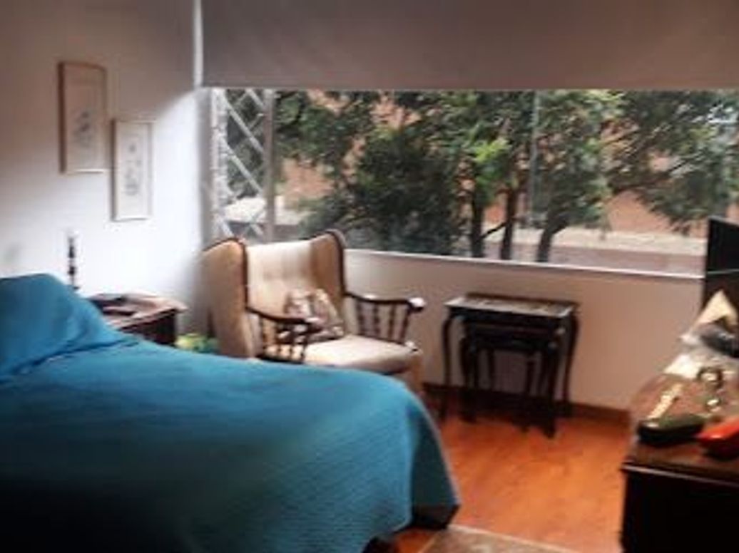 Apartamento de 3 alcobas en venta en Santa Barbara, Bogotá, 133 m² · foto 7 de 14