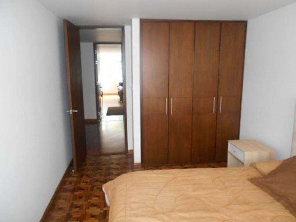 Apartamento de 3 alcobas en venta en Chico, Bogotá, 143 m² · foto 11 de 17